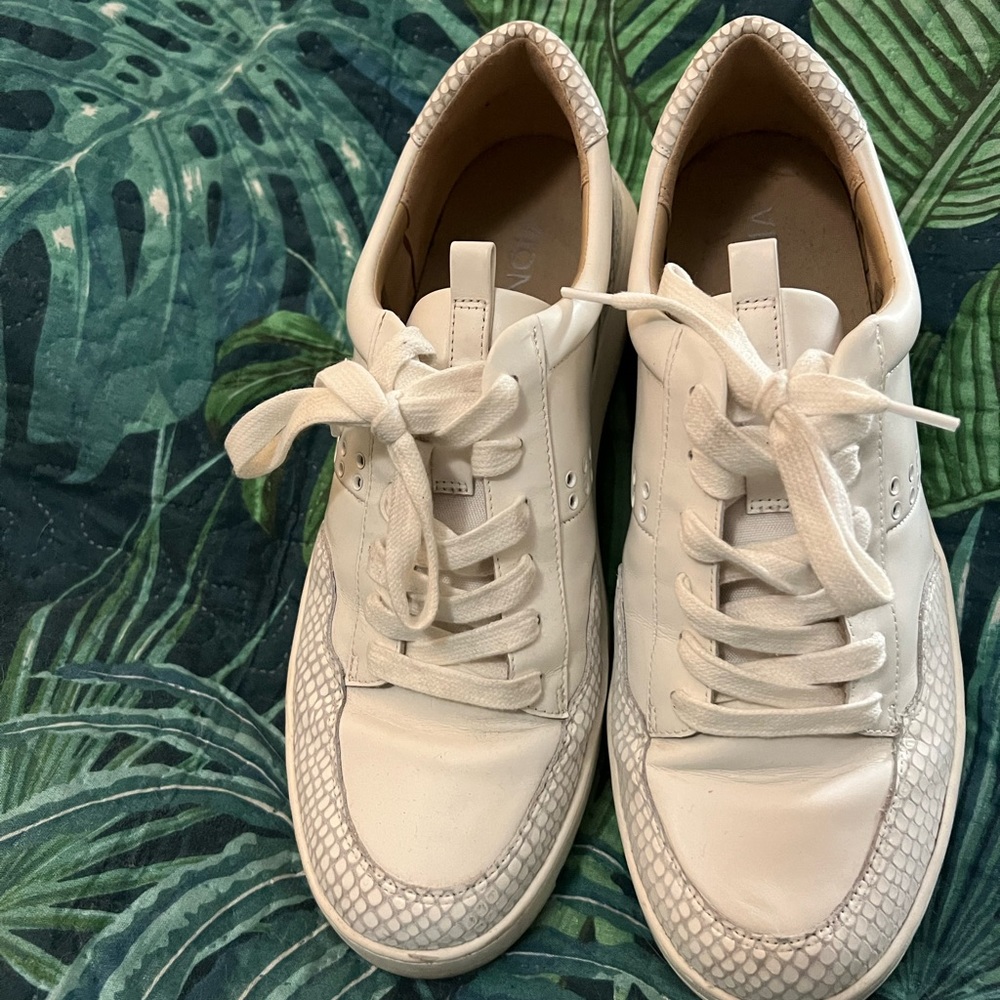 Vionic Sneaker’s